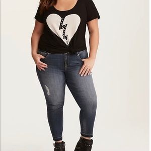 TORRID STUDDED HEART TEE